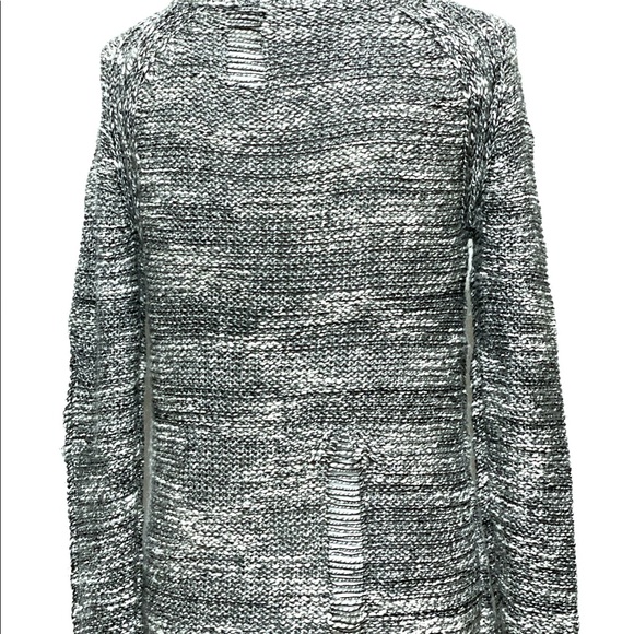 Pam & Gela Distressed Sweater in Gray & White - Picture 7 of 12